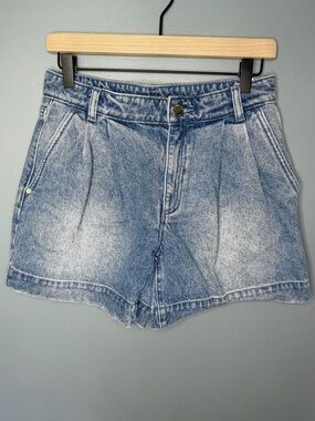 Michael Michael Kors Light Blue Pleated Jean Shorts | Size 4